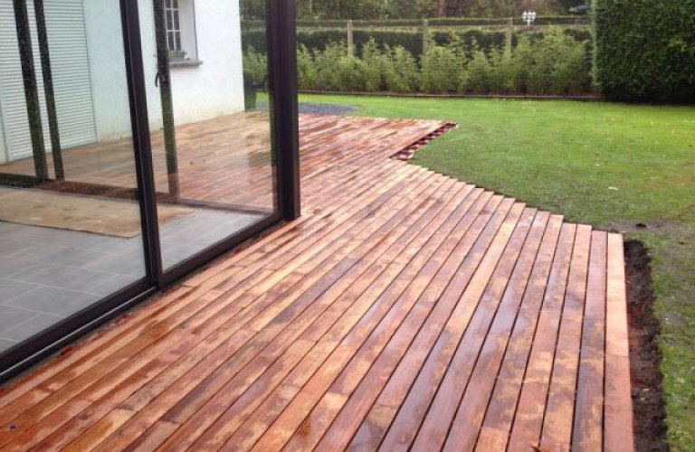 Terrasse en merbeau à Condé sur l'Escaut