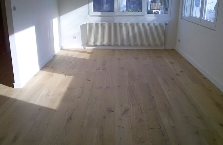 Pose d'un parquet contrecollé PREMIUM en chêne country huilé aspect bois brut