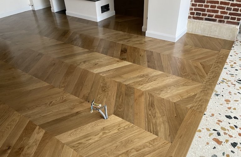 Parquet massif en point de Hongrie - Marquillies