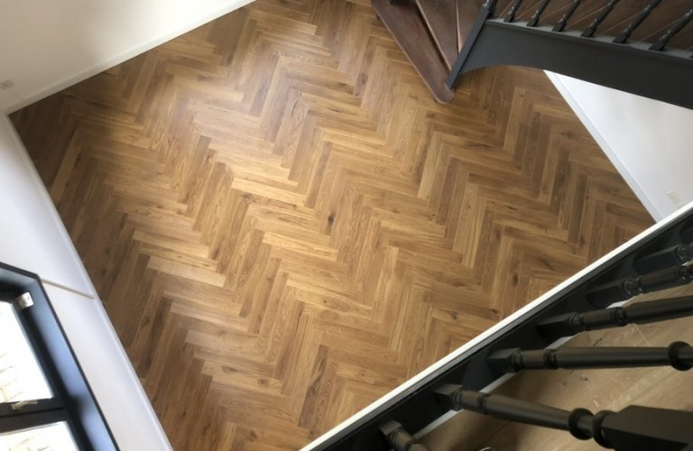 Parquet chêne FAUVE Bâton rompu à Hem