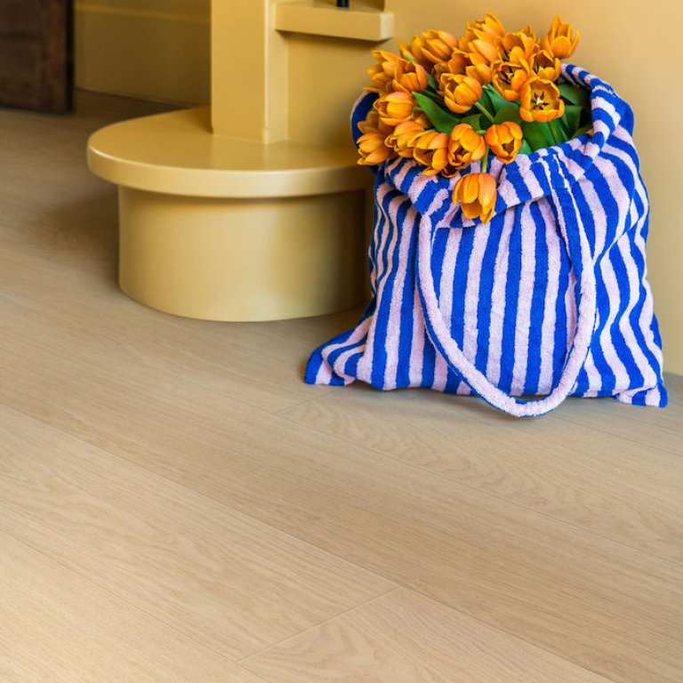 Impressive Chêne Verni Blanc