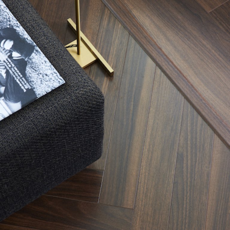 Château Walnut Brown